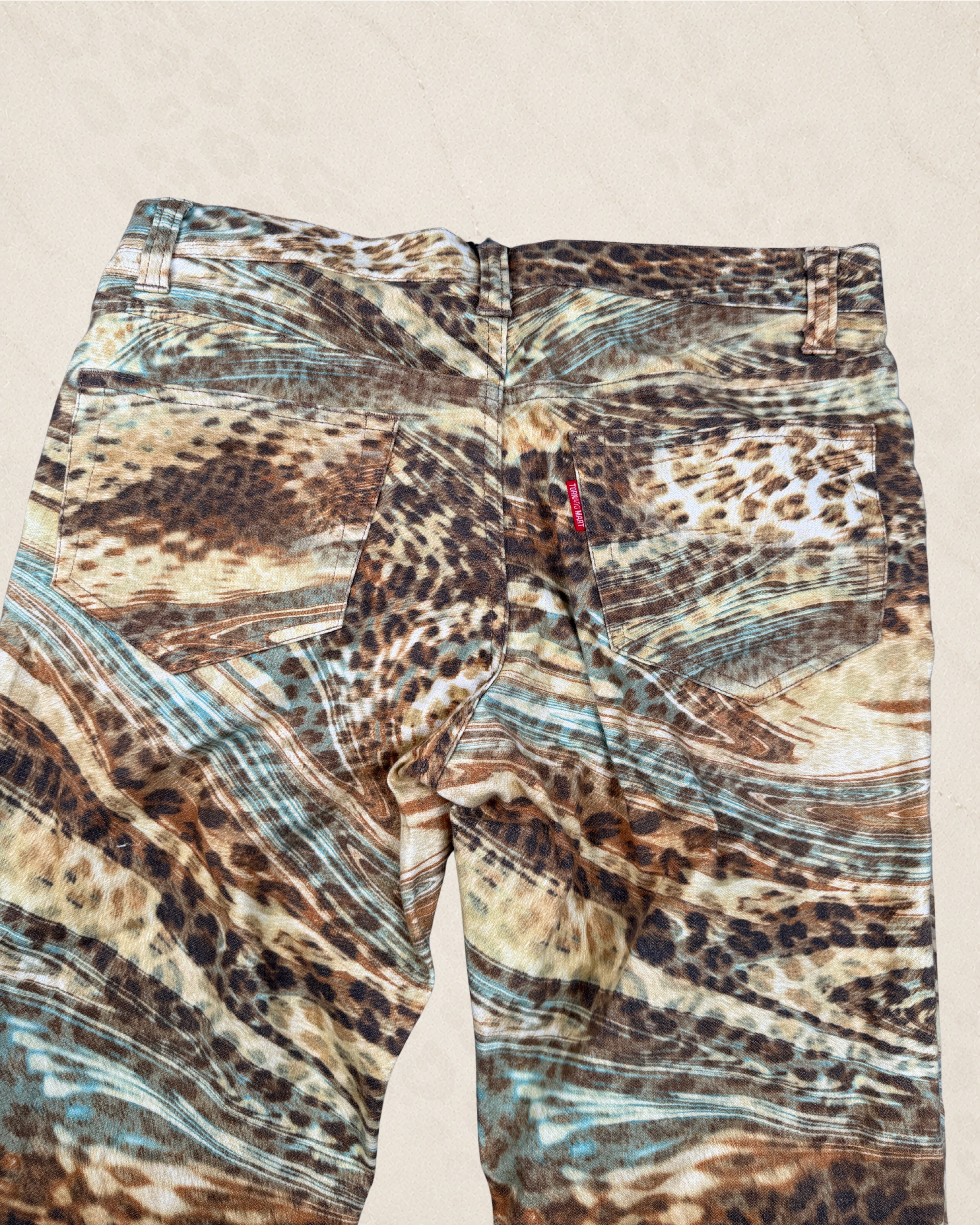 (28-30) Tornado Mart Bootcut Cheetah Print Jeans