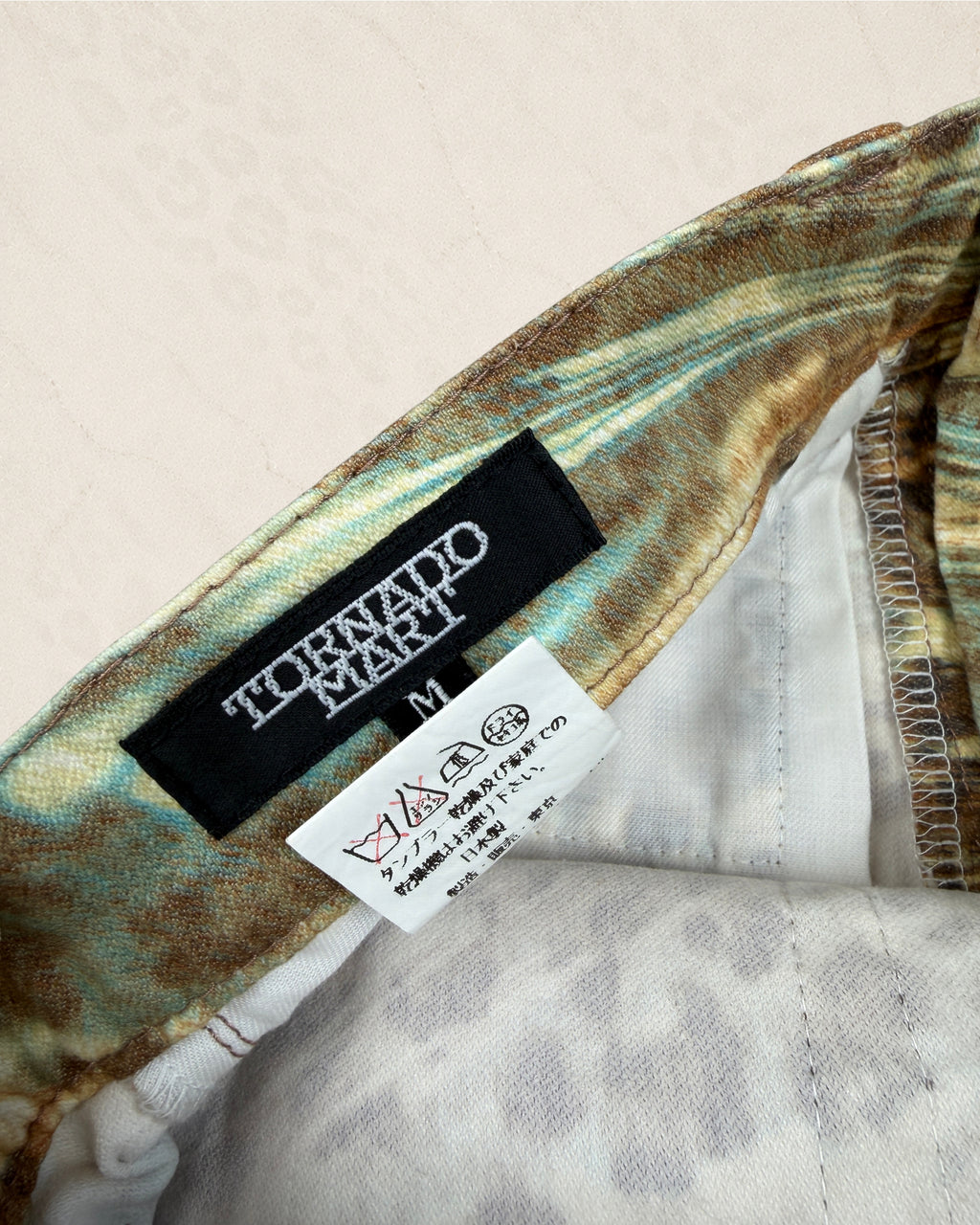 (28-30) Tornado Mart Bootcut Cheetah Print Jeans